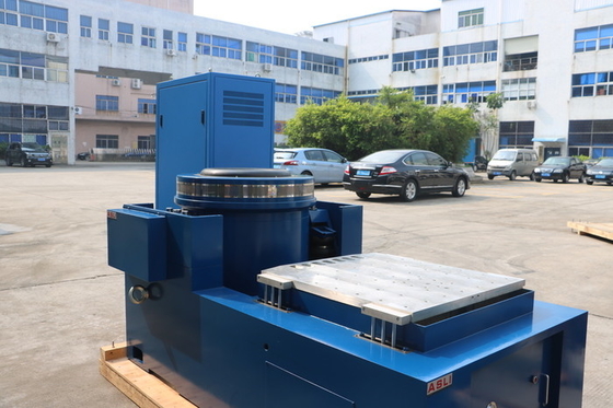 شاكر الاهتزاز الكهربائي الديناميكي الجيبي والعشوائي لقطع غيار المركبات ISO 16750