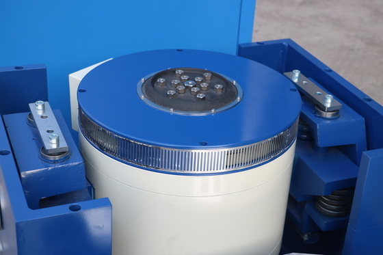 UN 38.3 IEC 62133 نظام اختبار الاهتزاز الكهرومغناطيسي المبرد بالهواء AC 380V 3 Phase