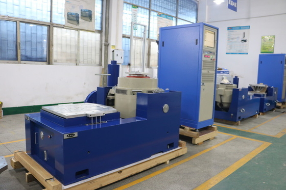 2000N Electrodynamic Shaker 300mm X 300mm 50G أقصى تسارع