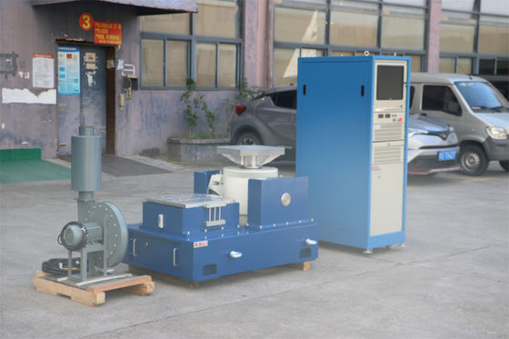 جهاز تحكم كمبيوتر بطارية كهرومغناطيسية طاولة الاهتزاز معدات اختبار للسيارات