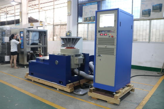 جهاز تحكم كمبيوتر بطارية كهرومغناطيسية طاولة الاهتزاز معدات اختبار للسيارات