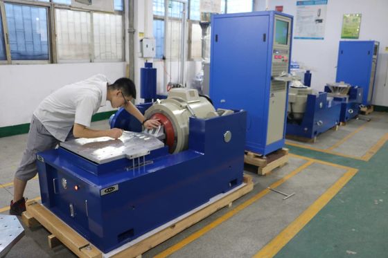 نظام الهزازات عالية السعة مع الحمل الأقصى 300 كيلوغرام ووزن الملف المتحرك 30 كيلوغرام لاختبار هزات شاملة