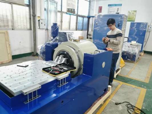 PCB Board 3000kg.F 2.0m / S اهتزاز الجدول اختبار معدات مختبر آلة الاختبار