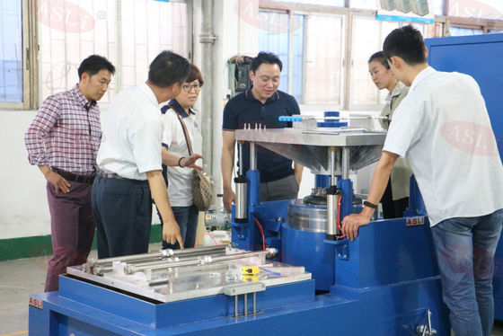 آلة اختبار الاهتزازات العشوائية